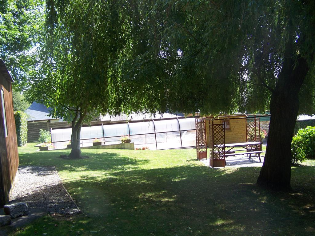 Ker-Loen Bed and Breakfast Val-Couesnon Εξωτερικό φωτογραφία